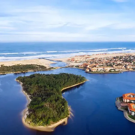 5 Pers Avec Piscine Et Parking A Vieux-boucau - Fr-1-857-61 * Вьё-Боко-ле-Бен